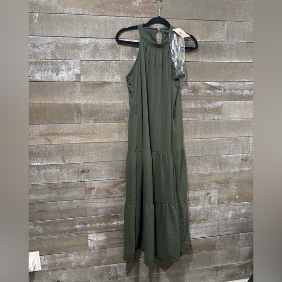 Pretty Garden green Sleeveless Halter Neck Boho Dresses size Medium - Picture 3 of 8